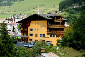Отель Pension Schlossberg  Наудерс